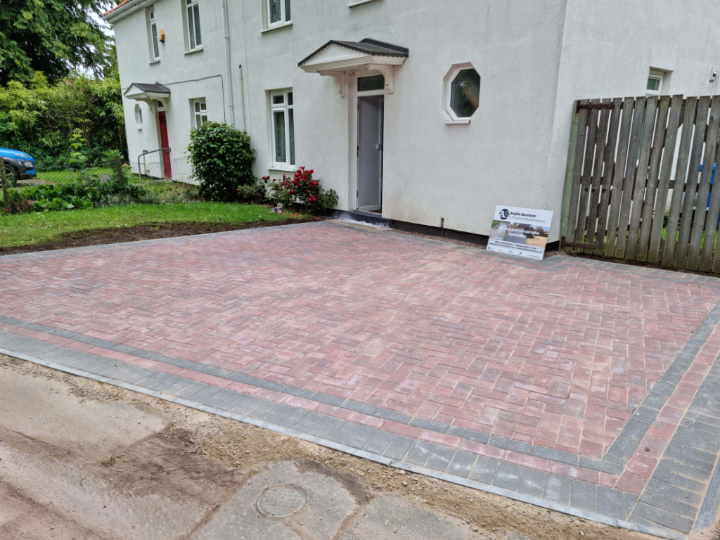 This is a newly installed block paved drive installed by Watton Driveway Solutions