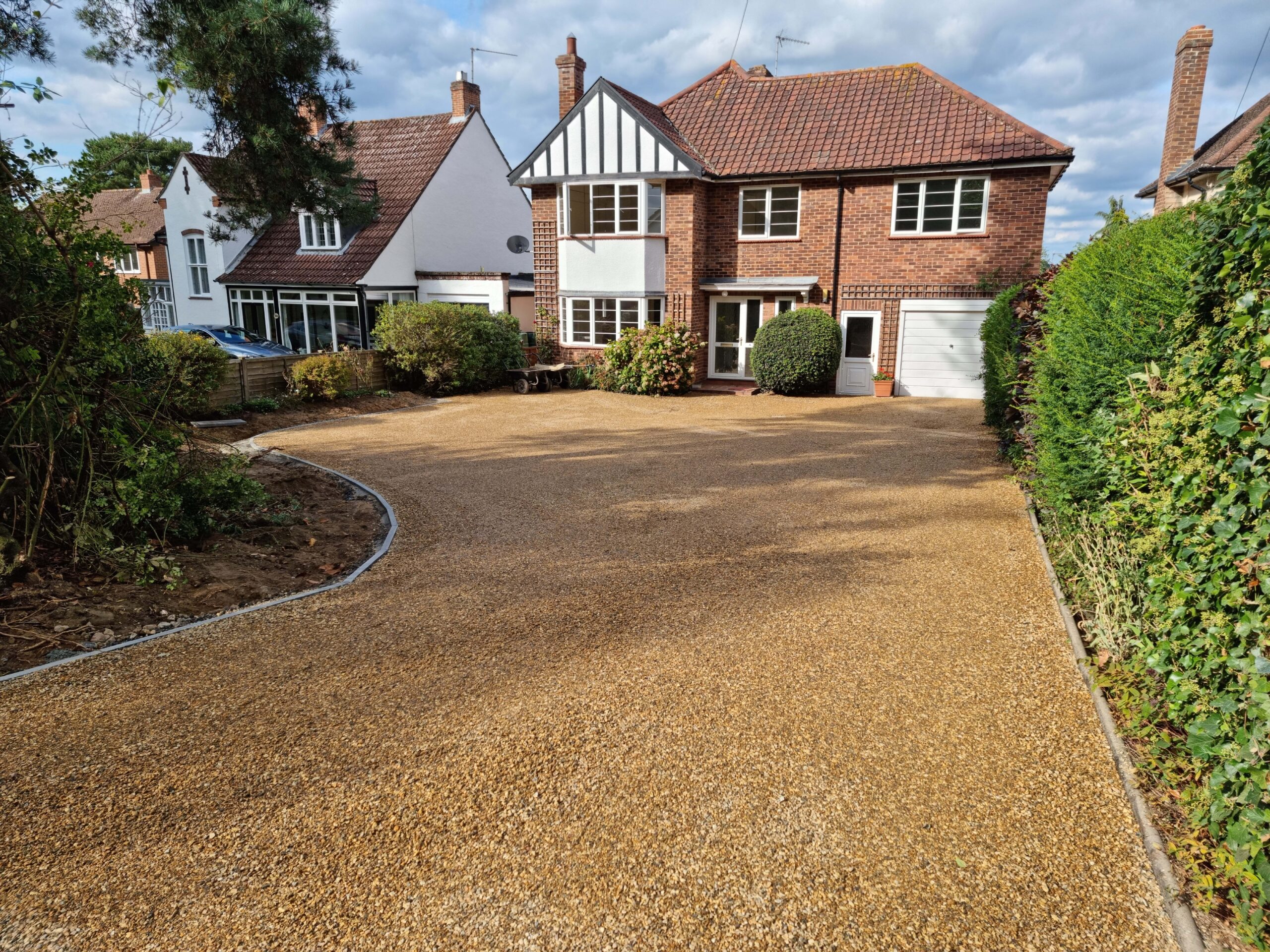This is a newly installed tar and chip driveway installed by Watton Driveway Solutions